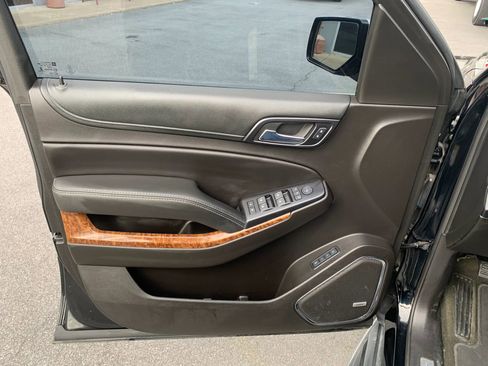 Used 2017 Chevrolet Suburban Premier w/ Max Trailering Package image 7