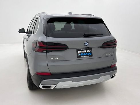 New 2026 BMW X5 xDrive50e w/ Climate Comfort Package image 7