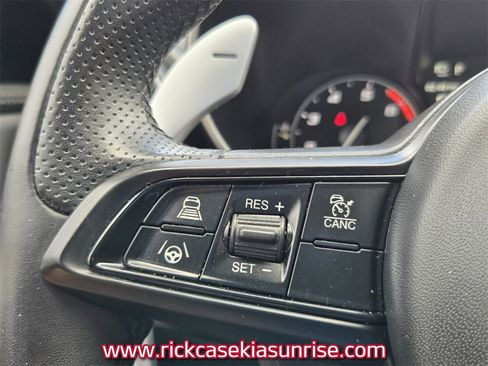 Used 2022 Alfa Romeo Giulia Veloce image 25