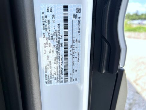 New 2026 Ford Transit 250 148 Medium Roof w/ Load Area Protection Package RWD image 24