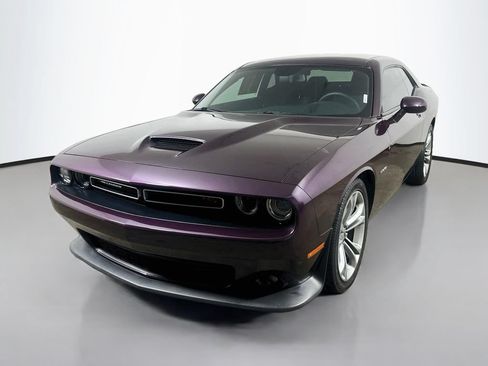 Used 2022 Dodge Challenger R/T RWD image 3