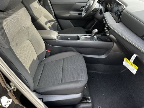 New 2026 Nissan Kicks S image 13