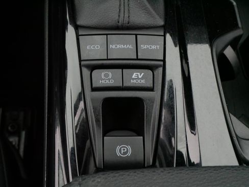 Certified 2025 Toyota Camry XSE image 25