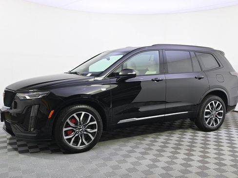 New 2025 Cadillac XT6 Sport image 2