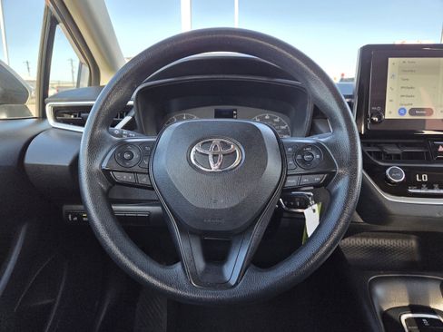 Used 2023 Toyota Corolla LE image 37