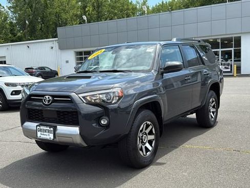 Used 2024 Toyota 4Runner TRD Off-Road AWD/4WD image 3