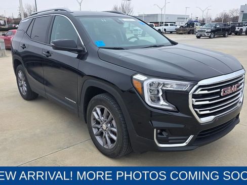 Used 2024 GMC Terrain SLT image 7