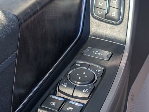 Certified 2025 Ford F250 Lariat image 22