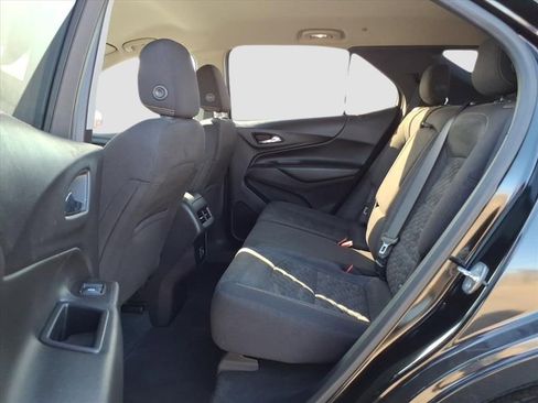 Used 2020 Chevrolet Equinox LT image 16