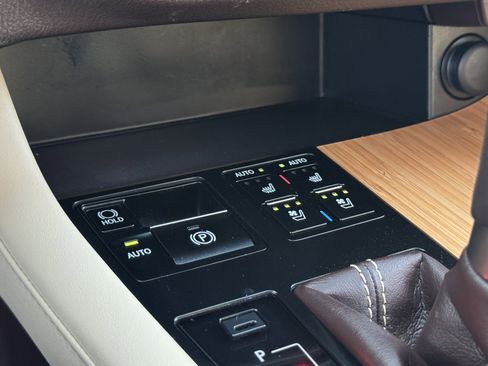 Used 2018 Lexus RX 350L image 26