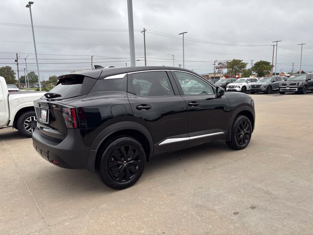 Certified 2025 Nissan Kicks SV FWD image 3