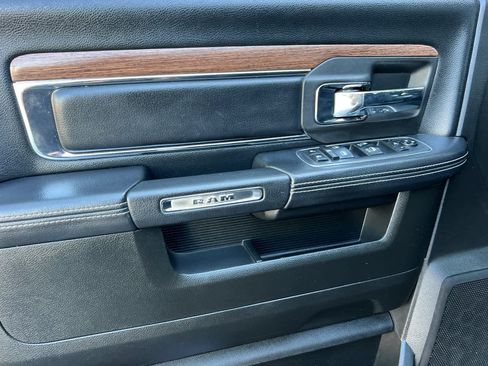 Used 2018 RAM 2500 Laramie AWD/4WD image 12