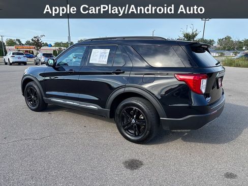 Used 2024 Ford Explorer XLT w/ Equipment Group 202A AWD/4WD image 3