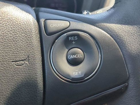 Used 2019 Honda HR-V Sport image 24