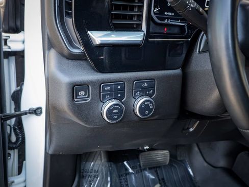 Used 2024 GMC Sierra 1500 SLE w/ X31 Off-Road Package AWD/4WD image 21