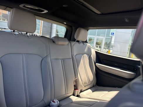 New 2026 Jeep Grand Wagoneer Limited AWD/4WD image 14