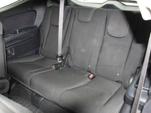 Used 2019 Subaru Ascent Premium image 32