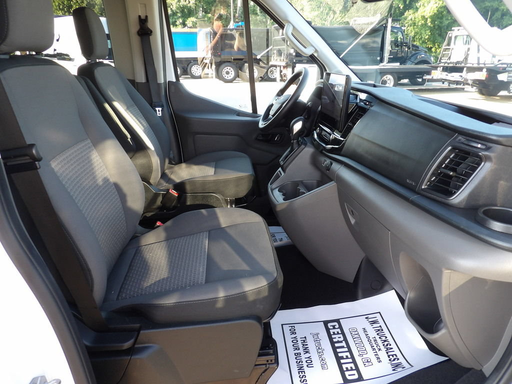 Used 2025 Ford Transit 350 XLT RWD image 41