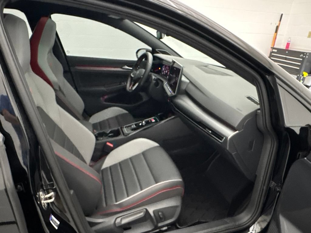 Used 2025 Volkswagen GTI SE FWD image 52