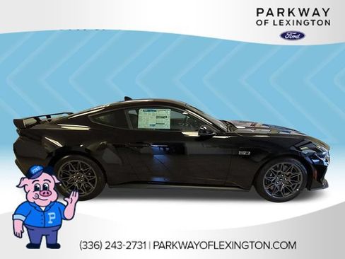New 2026 Ford Mustang GT Premium w/ GT Performance Package RWD image 6