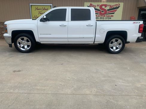 Used 2015 Chevrolet Silverado 1500 LTZ Z71 w/ LTZ Plus Package AWD/4WD image 5