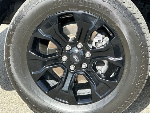 Used 2023 Ford F150 Lariat w/ Equipment Group 502A High image 34