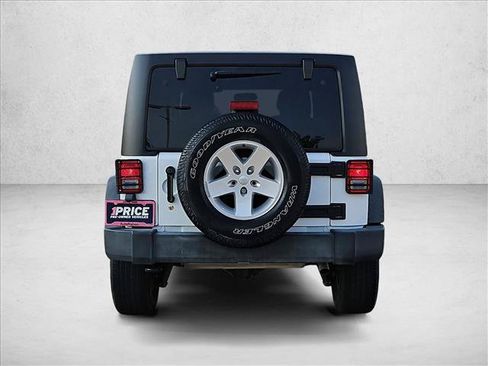 Used 2017 Jeep Wrangler Unlimited Sport AWD/4WD image 7
