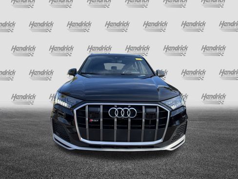Used 2022 Audi SQ7 Prestige image 3