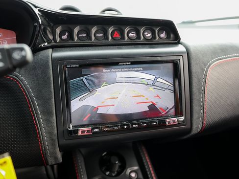 Used 2021 Lotus Evora image 18