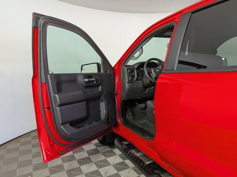 Used 2020 Chevrolet Silverado 1500 Custom w/ Custom Value Package AWD/4WD image 12