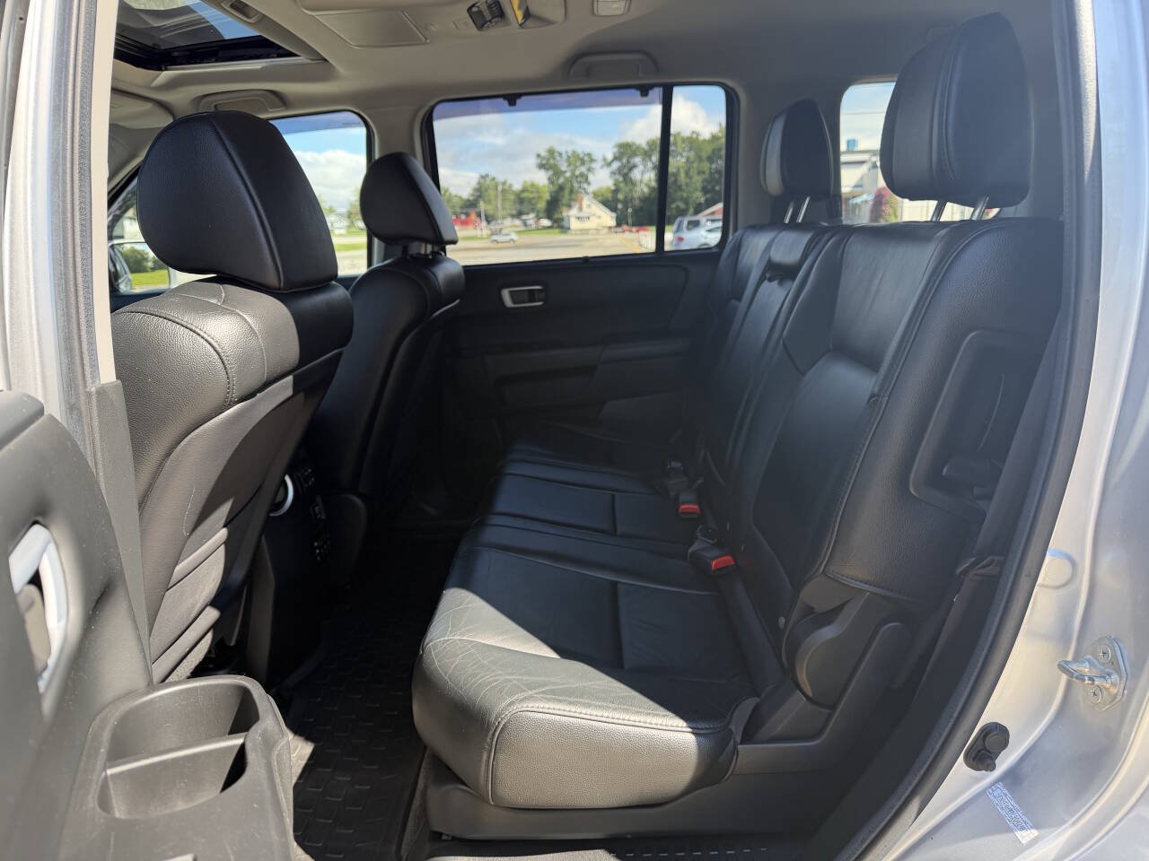 Used 2012 Honda Pilot Touring image 10