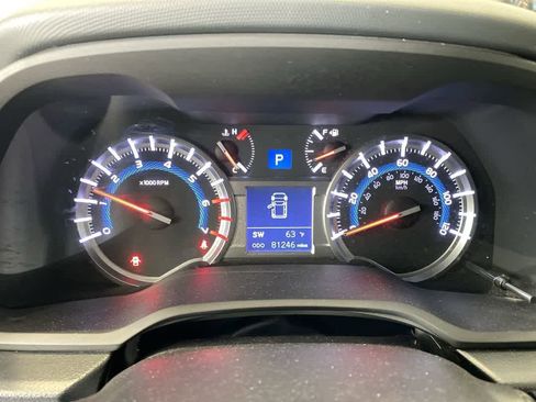 Used 2019 Toyota 4Runner Limited AWD/4WD image 26