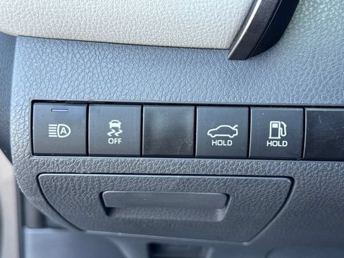 Certified 2024 Toyota Camry SE FWD image 22