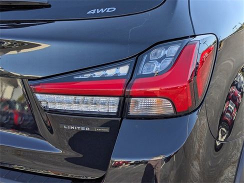 Used 2026 Mitsubishi Outlander Sport LE image 11