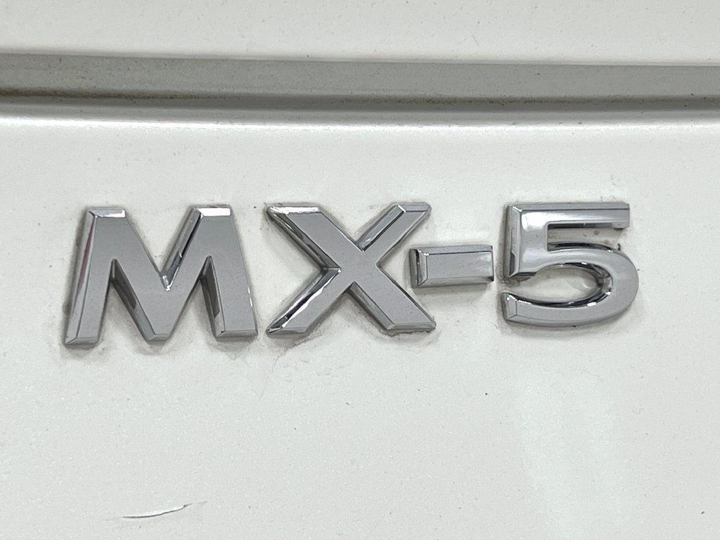 Used 2020 MAZDA MX-5 Miata RF Grand Touring RWD image 37