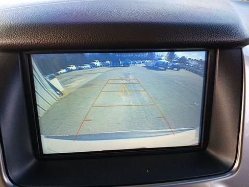 Used 2019 Chevrolet Suburban Premier w/ Premier Plus Edition RWD image 51
