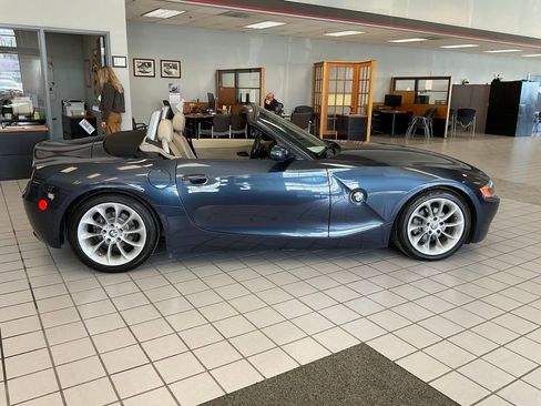 Used 2003 BMW Z4 2.5i image 6