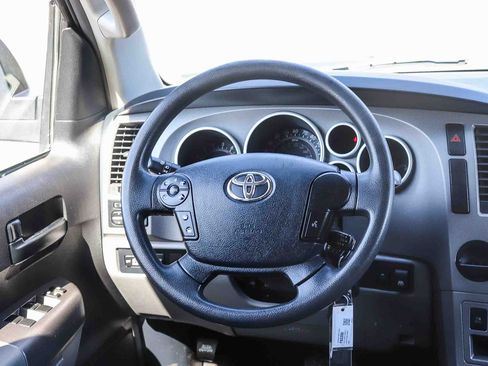 Used 2013 Toyota Tundra 2WD CrewMax w/ Tow Pkg image 17