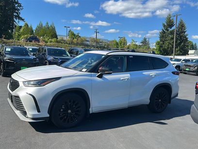 Used 2025 Toyota Highlander XSE