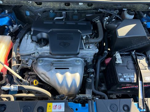 Used 2017 Toyota RAV4 XLE image 20