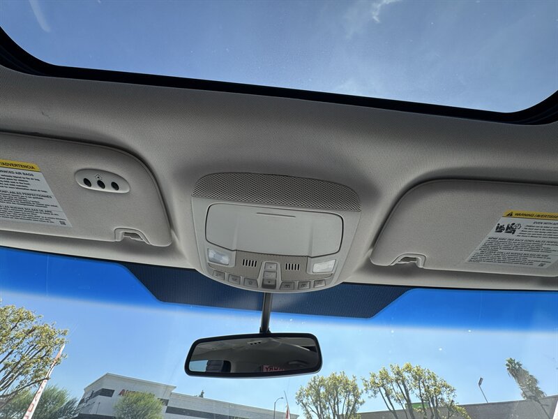 Used 2015 Ford Edge Sport FWD image 48