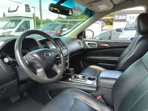 Used 2014 Nissan Pathfinder SL image 10