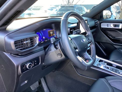 Used 2024 Ford Explorer ST w/ Equipment Group 401A image 11