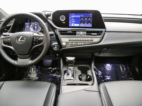 Used 2025 Lexus ES 350 w/ Accessory Package (Z2) FWD image 13