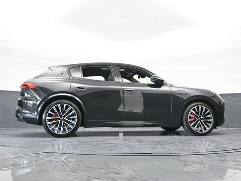 Used 2023 Maserati Grecale Modena image 73