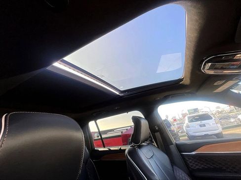 Used 2023 Jeep Grand Cherokee L Summit image 17