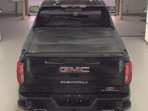 Used 2022 GMC Sierra 1500 Denali w/ Denali Reserve Package AWD/4WD image 6