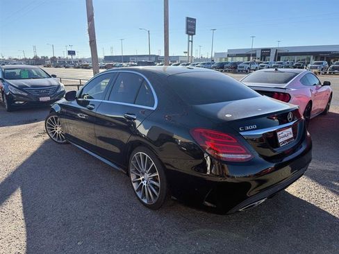Used 2015 Mercedes-Benz C 300 Sedan image 3