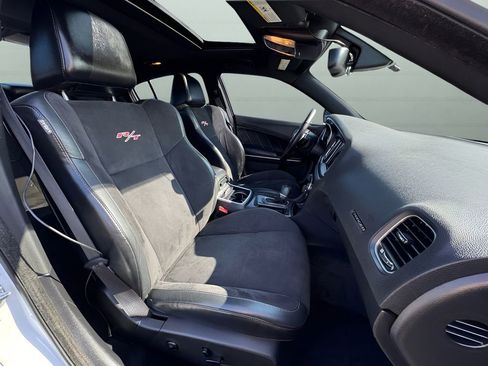 Used 2016 Dodge Charger R/T image 17