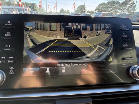 Used 2020 Honda Accord Sport image 13